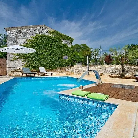 Simone Comfortable 3* Porec